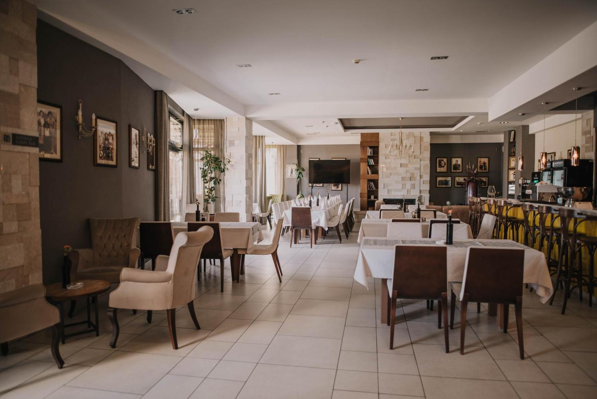 Hotel & Distillery Monogram Gradac  Ngoại thất bức ảnh