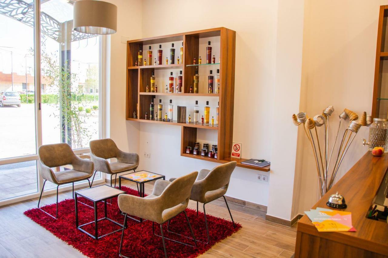 Hotel & Distillery Monogram Gradac  Ngoại thất bức ảnh